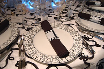 New York designer David Tutera wrapped napkins at the Phillips Collection gala in paper film strips.