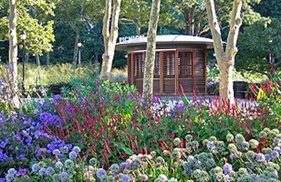 The Picnick kiosks are along the promenade inside the Battery Bosque.