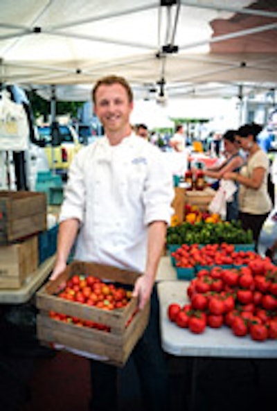 Chef Oliver Friendly at the Dupont Circle farmers market.