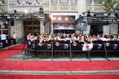 Thousands of fans lined the red carpet at the MuchMusic Video Awards.