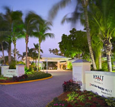 E13527hyatt Regency Bonaventure E