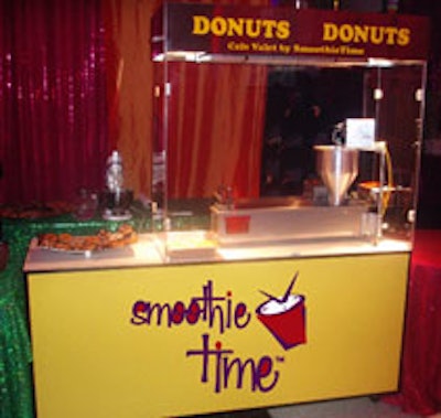 Smoothie Time's mobile doughnut machine
