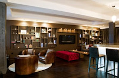 Double Cross Lounge