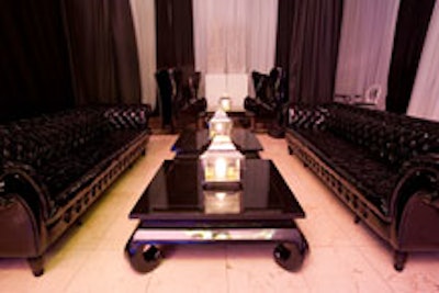Glossy black furnishings from Lounge Rentals