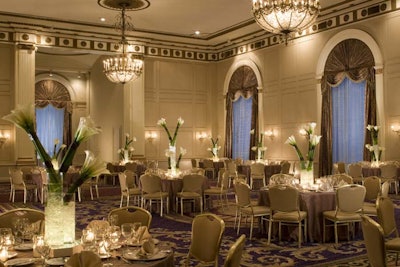 Ideal for meeting and banquet events in New York City, The Roosevelt Hotel's twenty-three function rooms easily accommodate 10 to 850 people.