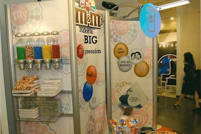 My M&M/My Dove launches new event exhibit materials for 2009 BizBash shows