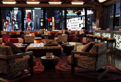 R Lounge at Two Times Square