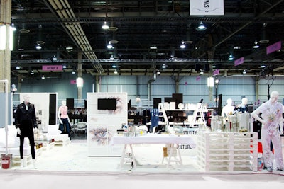 Project Tradeshow, Swarovski crystallized booth construction