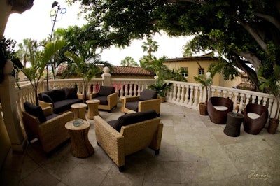 Adios Terrace (Lounge)
