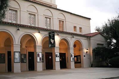 Entrance to Wilshire Ebell Theatre