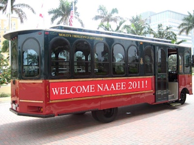 Customize your trolley with a conference banner
