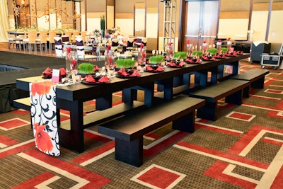 Afr Geometric Rug Modern Banquet