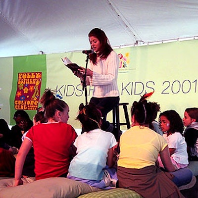 One of the numerous celebrities at the event was Will & Grace star Debra Messing, who read to a group of children.