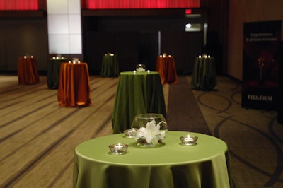 Green and orange dominated the colour scheme for the cocktail reception.