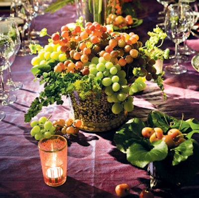 With the addition of Fête Decor, clients can now hire Fête independently for floral design work, like the centerpieces shown here.