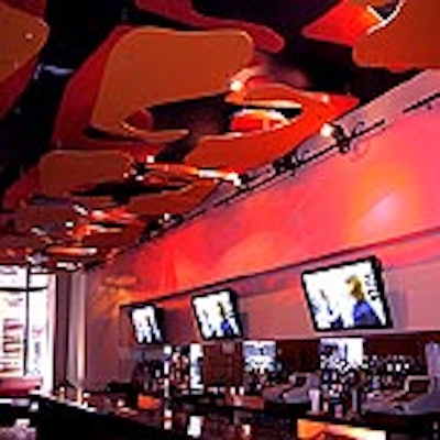 E1030disc 01 0528 Venue Tikibar 1 152