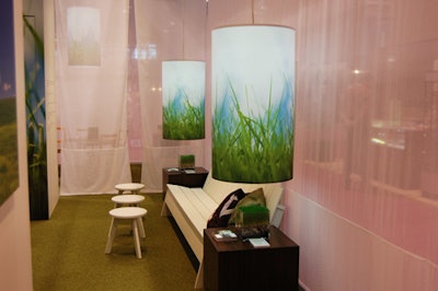Fleetwood Fixtures, a retail furnishings company with offices in Chicago and Pennsylvania, created a serene lounge-style space.