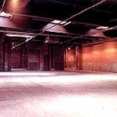 E1058disc 01 0604 Venue Eyebeamatelier 1 152