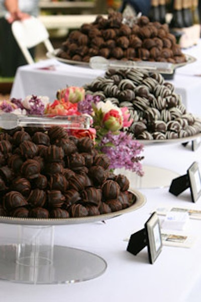 The Breadbasket Cake Company offered several types of chocolates truffles.