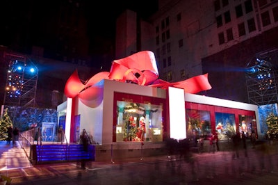 The Bank of America 'Gift on Fifth' pop-up was produced by Concentric Communications and Production Glue L.L.C.