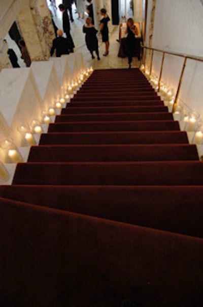Candles in hurricane vases lined the steps leading up to the awards space.