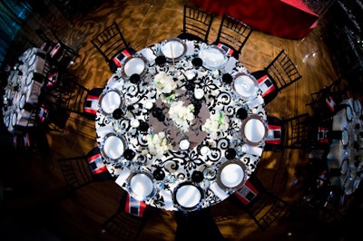 The dinner featured bold, swirl-patterned linens.