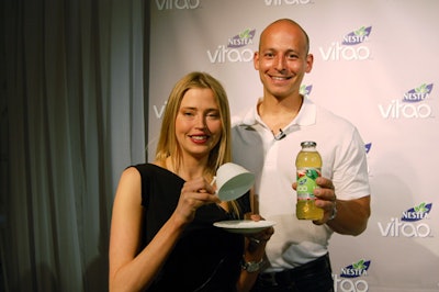 Actress Estella Warren and celebrity trainer Harley Pasternak made the trip from L.A. to Toronto to talk about Vitao's nutritional aspects at the launch.