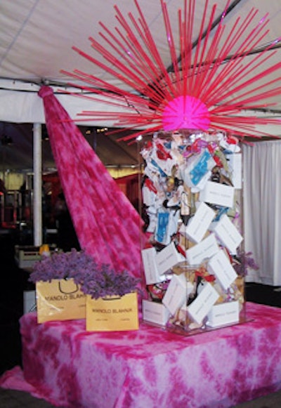 The 2001 party also featured a sculpture of Manolo Blahnik boxes and 80 pairs of shoes in a plexiglass tower.