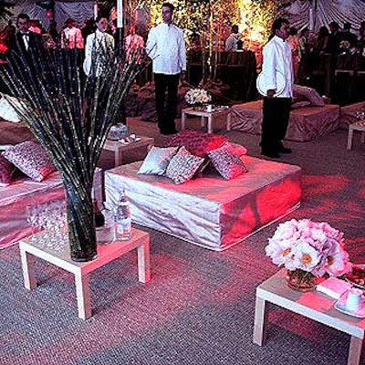 E1129sho 01 0614 Cfdaawards Decor 1 320