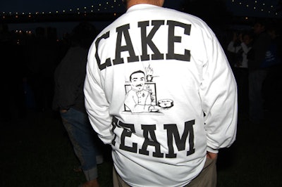The team at Cake Man Raven arrived on site for last-minute frosting and to help distribute the 4,000 slices.