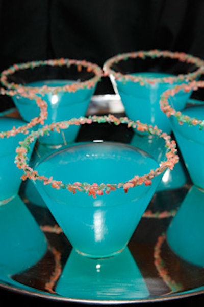 The evening's specialty drink paid homage to the pop artist with a Pop-Rocks rim and a blue hue that recalled his hanging heart sculpture.