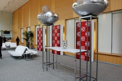 Large silver bowls filled with baubles were set on high tables in the eTalk lounge.