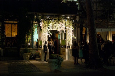 Tord Boontje designed the web of branches that ushered guests into the dining room.