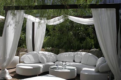 All-white lounge furniture absorbed the least amount of sun on a sweltering day.
