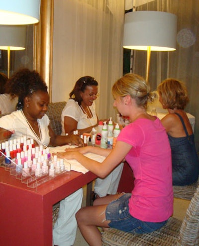 Essie nail polish offered manicures from the pampering lounge they shared with Smashbox Cosmetics.