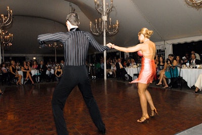 Former Bachelorette Jen Schefft danced with Jason Rutz, a professional dance instructor.