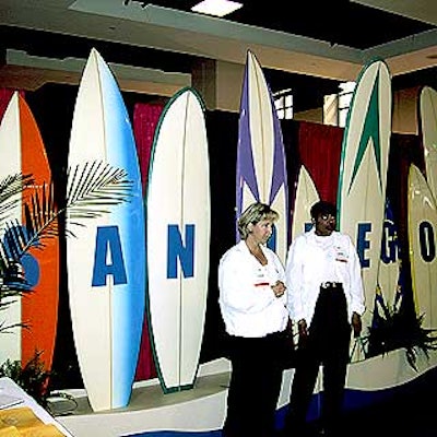 This San Diego Convention and Visitors Bureau display was built by Saber Tradeshow Services.