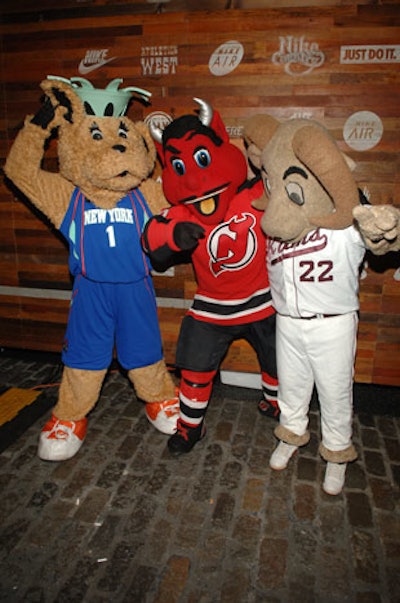 Nike invited mascots from sports teams including the New York Liberty, New Jersey Devils, and the St. Louis Rams to animate the crowd.