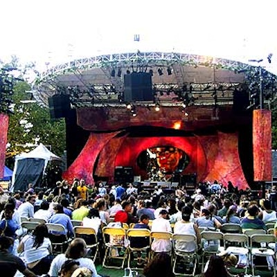A set designed by event producer Stage Presence and design company Tom Schwinn Design had moveable pieces that allowed the show's crew to adapt the stage to the show's different performers.