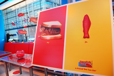 Alongside displays of the new ad, the design and production crew placed Swedish Fish candy inside the glass-topped tables and in bowls around the venue. Fish-shaped decals decorated the windows.