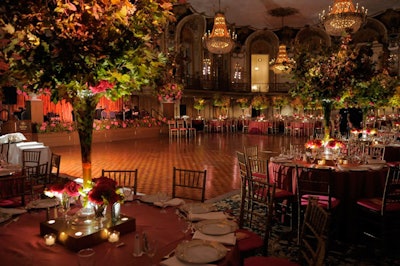At the Opera Ball, approximately 700 guests sat down to dinner in the Hilton Chicago's grand ballroom, which Heffernan Morgan decorated for the evening.