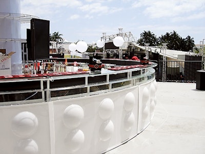 H2O illuminated bar, starts at $325 per unit, available in the U.S. from Acme Design Group Los Angeles