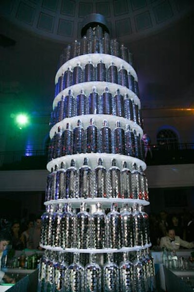 Extra! Extra! created a 10-foot-tall piece constructed from mirrored Absolut bottles, which acted as a disco ball for the room.