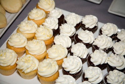 Cupcakes were among the dessert offerings in the generous spread of easy-to-carry food.