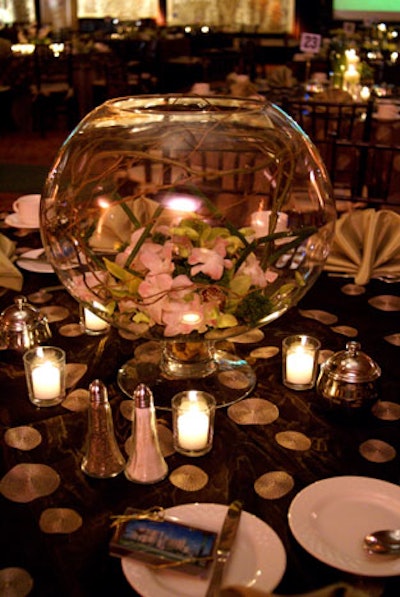 Ryan and her team created a collection of four different low-profile centerpieces.