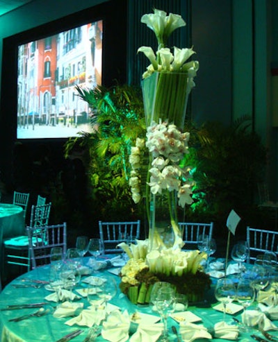 Barton G. projected images of Venice on four oversize screens throughout the ballroom.