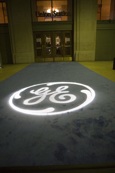A GE gobo shone on a blue carpet that marked the event's entrance outside Union Station.