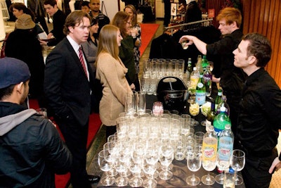 It seemed the bars were properly set up at some point, but not by 6 p.m. when I arrived (only an hour late).