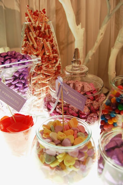 Brides had the chance to fill gift bags with candy at a do-it-yourself booth sponsored by the Wedding Co.