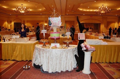 Champagne stations filled the center of the ballroom, plus there were plenty of water bowls for honored guests.